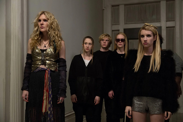 Лучший каст в истории: кто появится в "Американской истории ужасов 13"