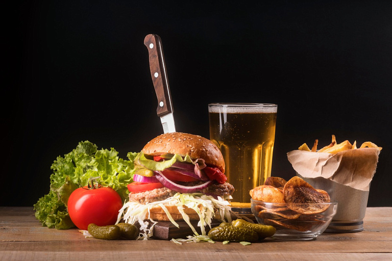 Эта еда усиливает тягу к спиртному – ученые пришли к шокирующему выводу