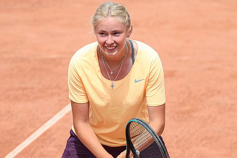 "Новая Соболенко" выиграла третий турнир подряд