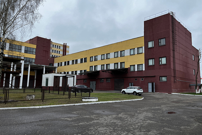 В Барановичах продают известную когда-то обувную фабрику