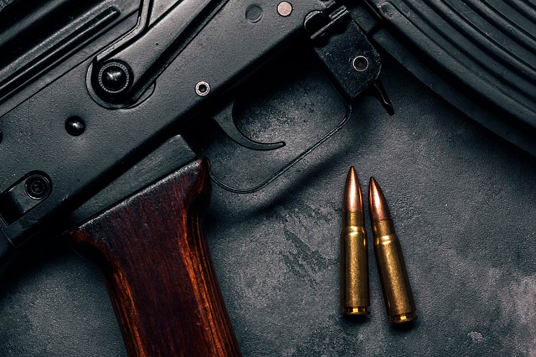 Застряли в 90-х: семейная ОПГ хотела убить полсотни белорусов