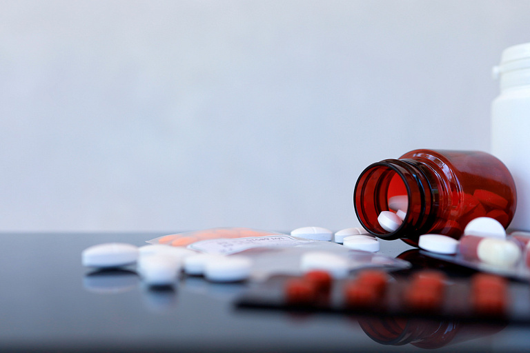 В Беларуси нашли опасные БАДы – оказались слишком "полезные"