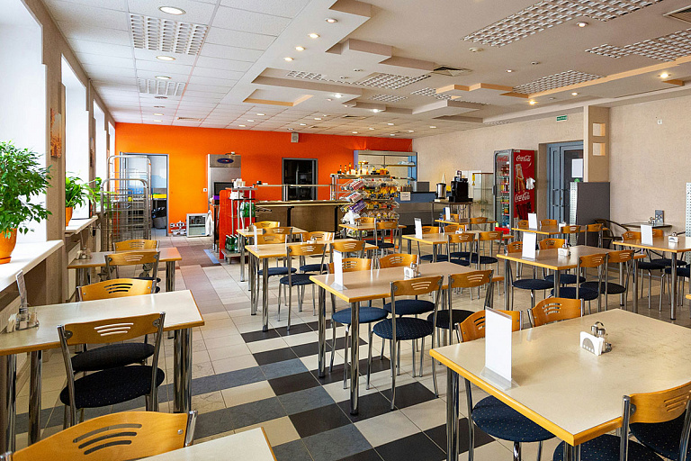 В Минске проверили общепит: нашли невероятное количество "тухляка"