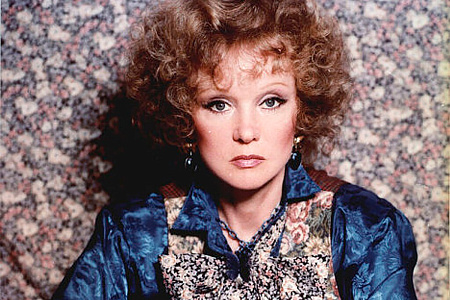 Играла на аккордеоне и ловко воровала: какой была Людмила Гурченко