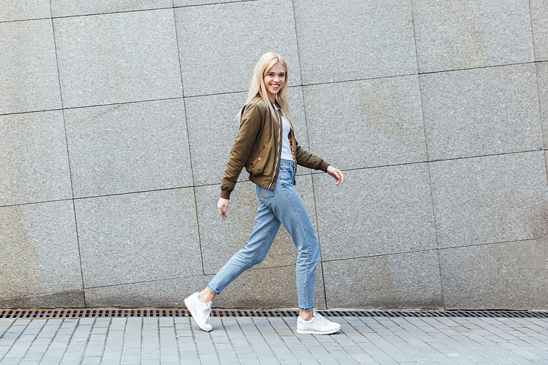 Туристов предупреждают: в этой стране оштрафуют за быструю ходьбу