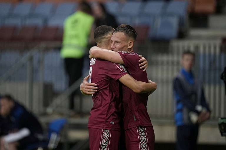 Проблемы даже у футболистов: сборная Беларуси застряла на польской границе