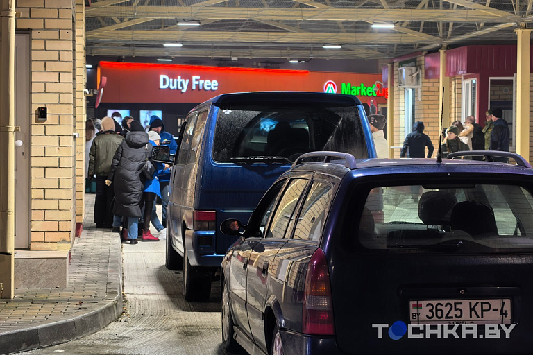 Беларусь и Польша открыли два КПП на границе – как это было и что с очередями