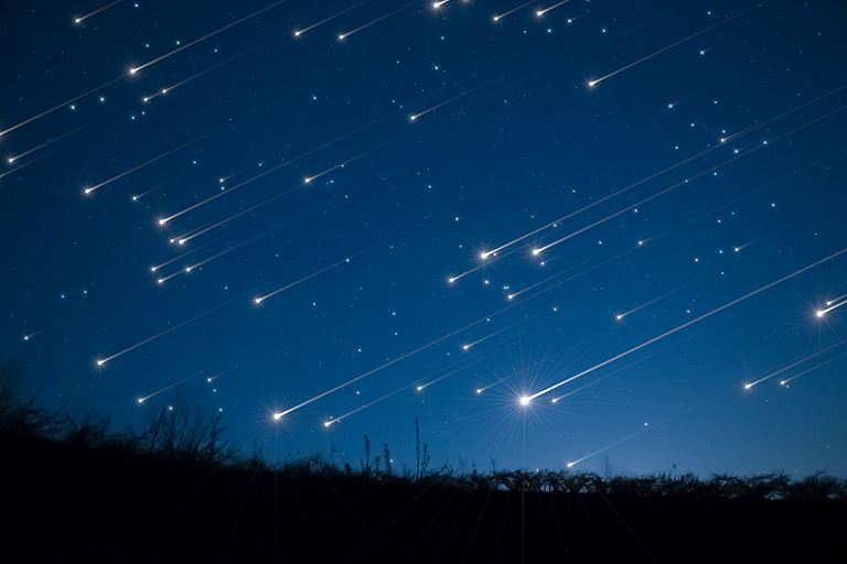 В час 150 метеоров: белорусов ждет невероятное зрелище