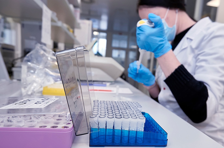 Мужчина решил проверить отцовство – лишился четырех детей