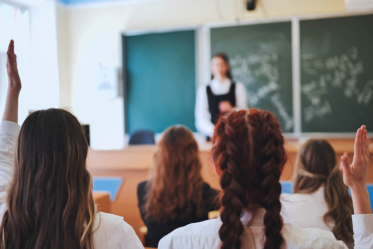 Кумовство и превышение власти: в прокуратуре взялись за сферу образования