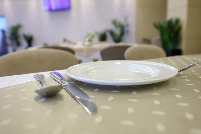 Антисанитария и воровство: прокуратура заглянула в школьные столовые