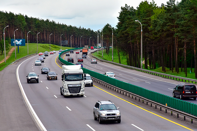 Фуры могут исчезнуть с МКАДа в Минске – что для этого делают
