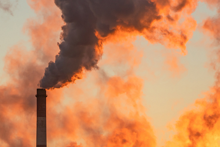 Брестчан предупредили о выбросах черного дыма – что это