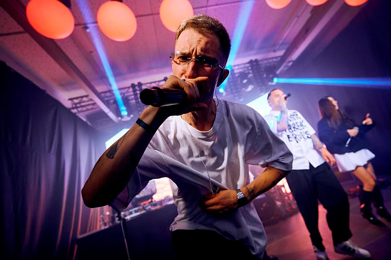 Дебютный альбом выпустил музыкант Паша Пашкевич – кто он такой