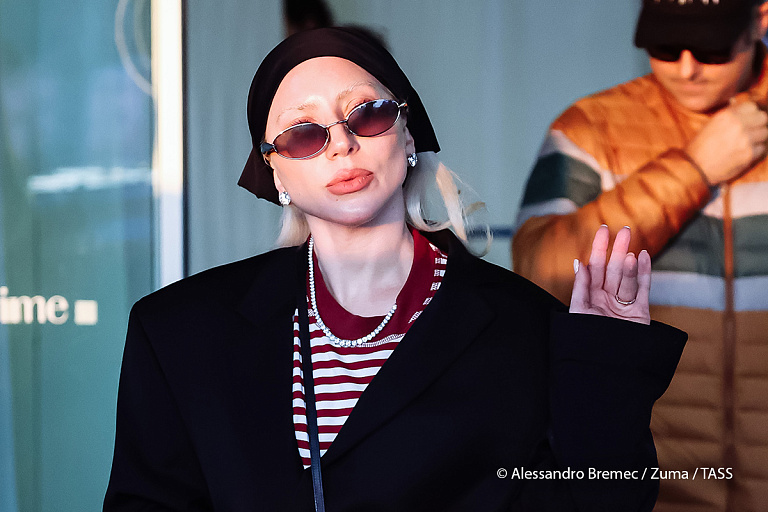 Google сделала новогодний подарок Леди Гаге – все обзавидовались