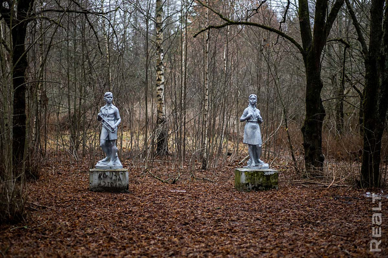 Лагерь под Минском, который купили за $1 млн, вновь на торгах – что случилось