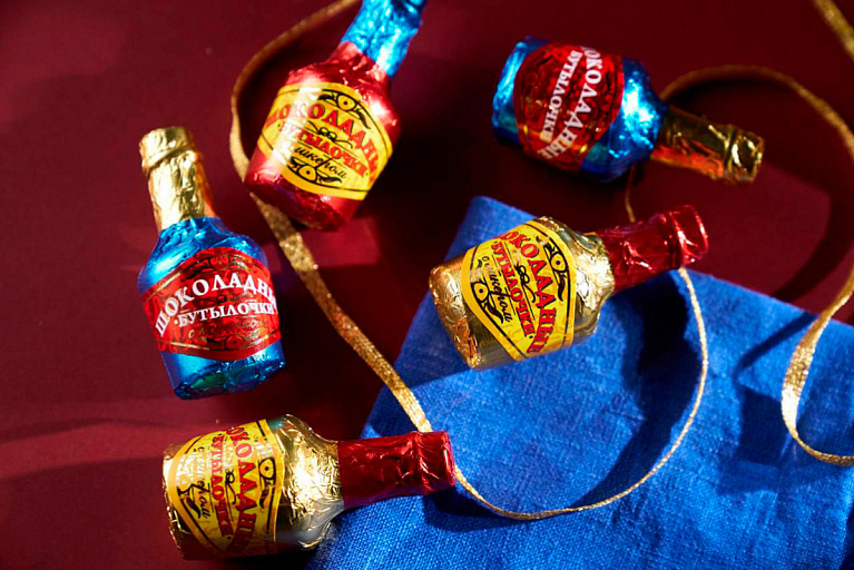 Не относится к алкоголю: "Коммунарка" пояснила за свои шоколадные бутылочки