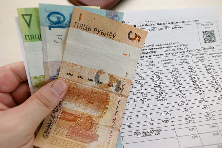 Пенсионерке пришла "тунеядская" жировка за мужа – они 28 лет в разводе