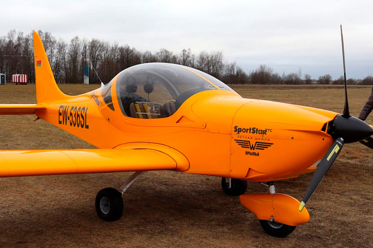 В Беларуси при посадке поврежден самолет – подробности