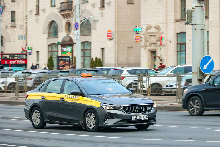 Лукашенко предложил создать белорусский аналог "Яндекса"