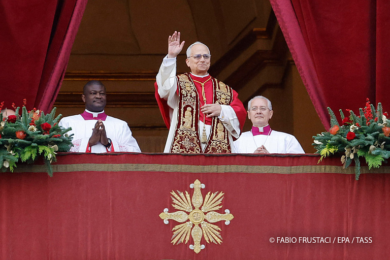 "Делом правды будет мир": папа римский выступил с рождественским посланием