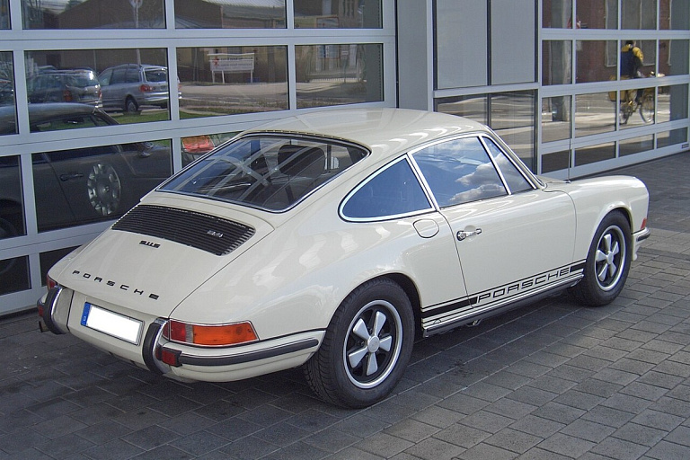 Эксклюзивный внедорожник Porsche 911 Safari выставили на аукцион