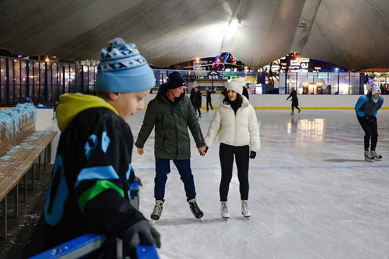 Где в столице покататься на коньках: локации и цены