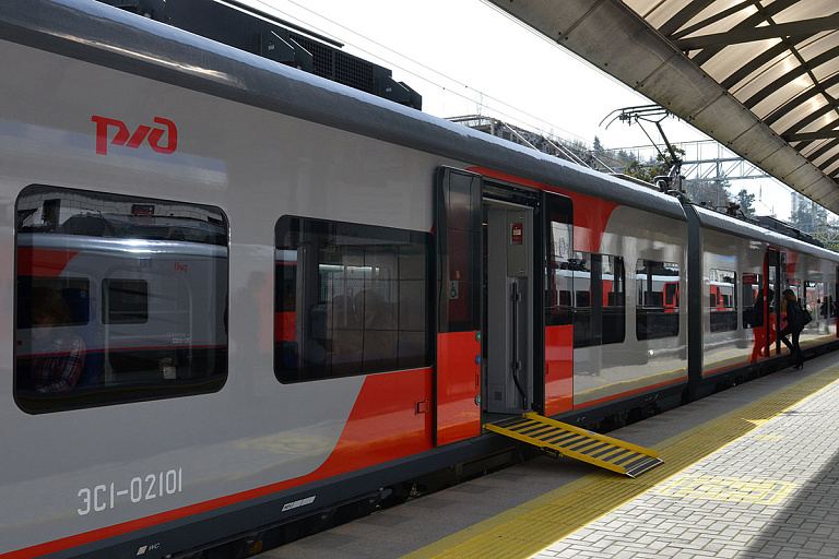 Между Минском и Москвой пустят ночные безостановочные "Ласточки"