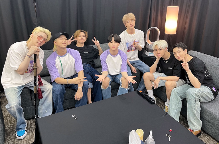 BTS вернулись из армии и назначили дату выхода нового альбома