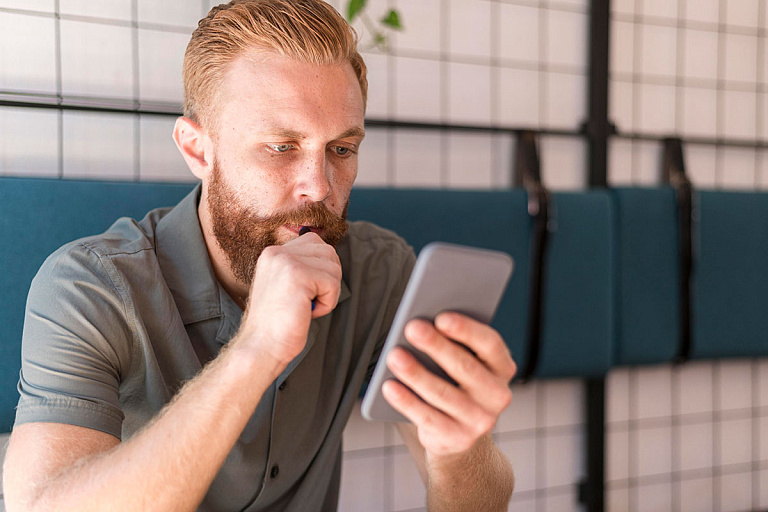 Минус Br7300 на счету: белорус за один клик "разорился" в роуминге