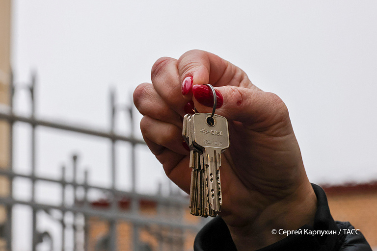 Полтора года мучений – все: Долина отдала ключи от той самой квартиры