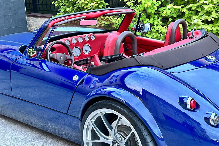 В продаже появился уникальный родстер Wiesmann MF3 – таких меньше тысячи