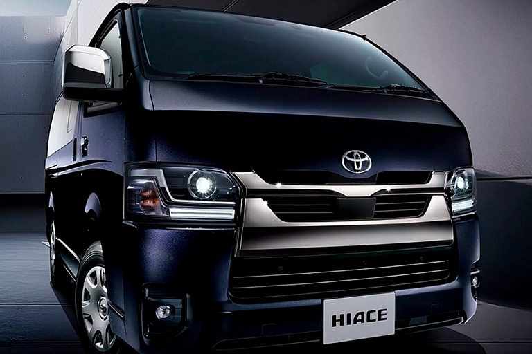 Мечта семейного самурая: Toyota обновила минивэны HiAce