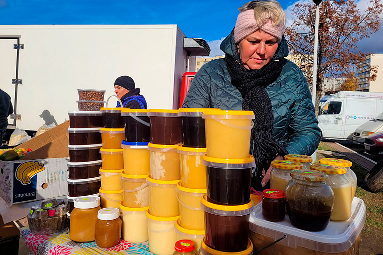 Магазины или автолавки: узнали, что чаще выбирают в деревнях