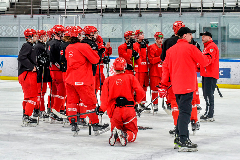 Хоккейные чиновники обсуждают возвращение команды Беларуси – кого утвердят