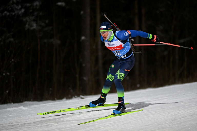 Мужская сборная по биатлону начала в Раубичах лучше женской: кто отличился