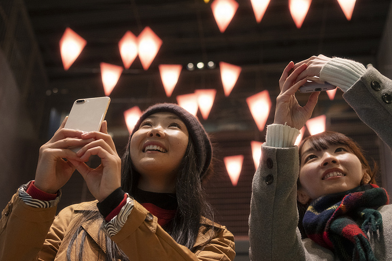 Свыше 22 000 дронов взлетели на световом шоу в Китае – побит рекорд