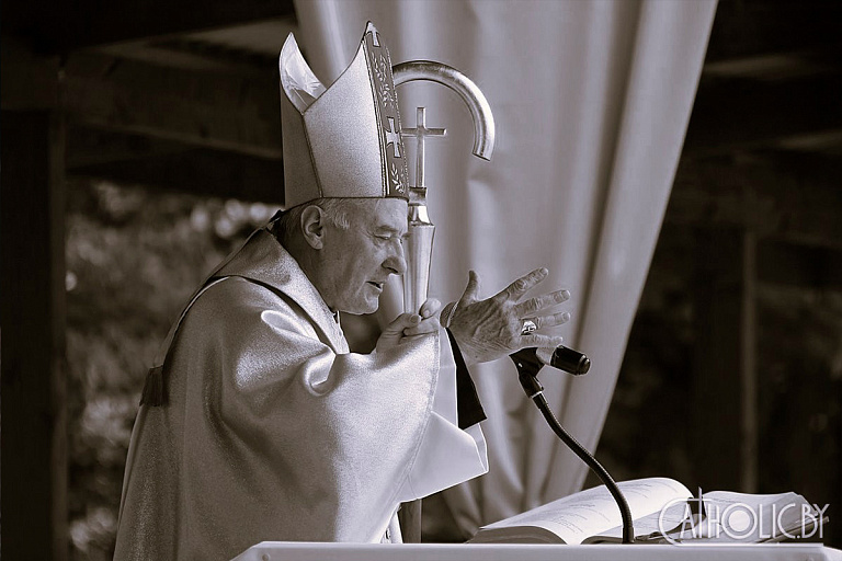 Скончался старейший католический иерарх в Беларуси Казимир Великоселец