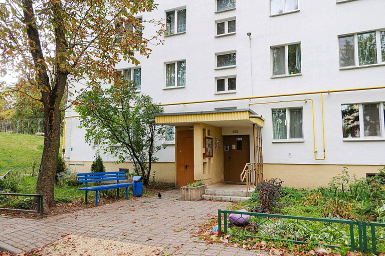 Как преобразить свой двор с помощью властей и ЖКХ – звучит реально