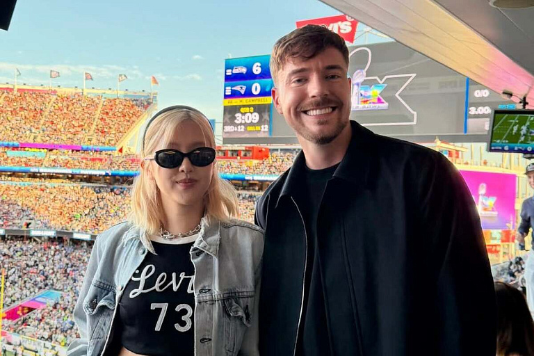 Самый популярный в мире блогер купил себе банк для зумеров