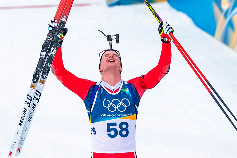 Первый старт – и сразу золото: биатлон на Олимпиаде получил огненную развязку