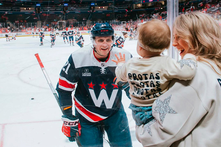 Не романтик, но есть знаки: хоккеист Алексей Протас, каким вы его не знали