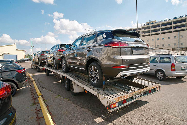 Физлица ввозят в Беларусь больше новых машин, чем дилеры – какие авто выбирают