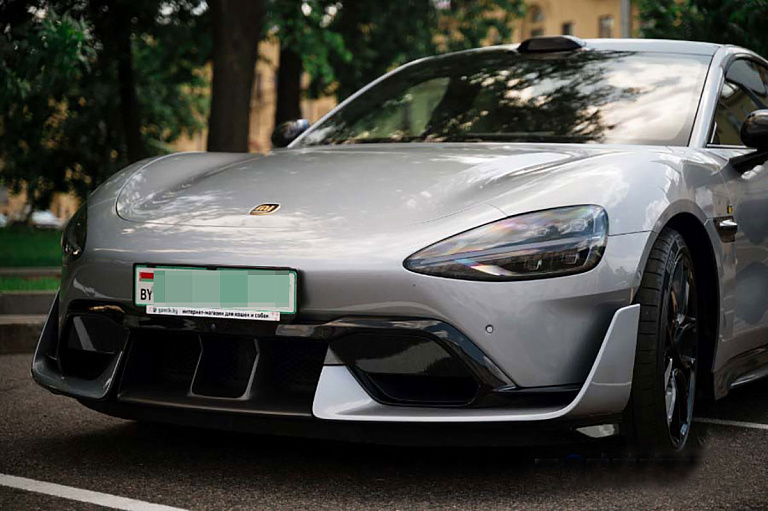 Быстрый и мертвый: у минчанина "сгорела" уникальная Xiaomi SU7 Ultra