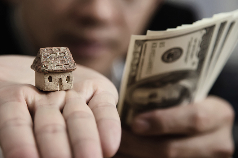 Минчанок арестовали за помощь депортированным нелегалам – как все было