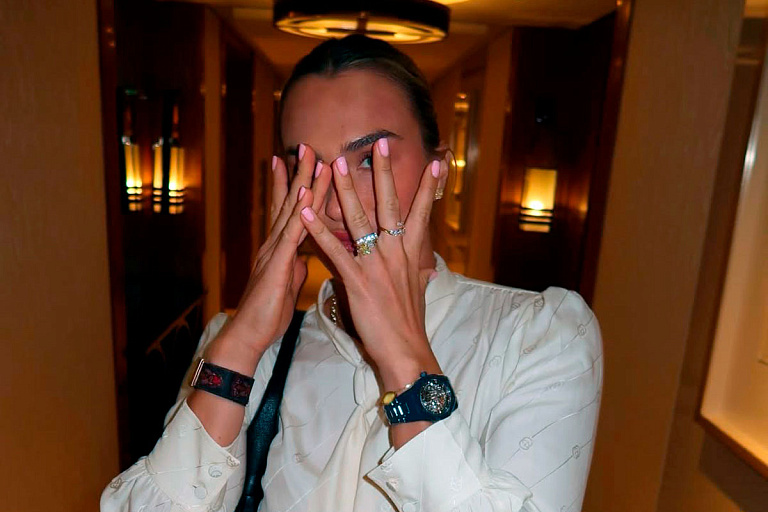 Она сказала "да": Арина Соболенко выходит замуж