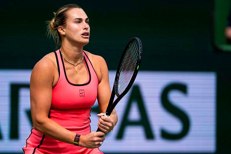 Арина Соболенко уверено вышла в четвертый раунд "тысячника" в Индиан-Уэллсе