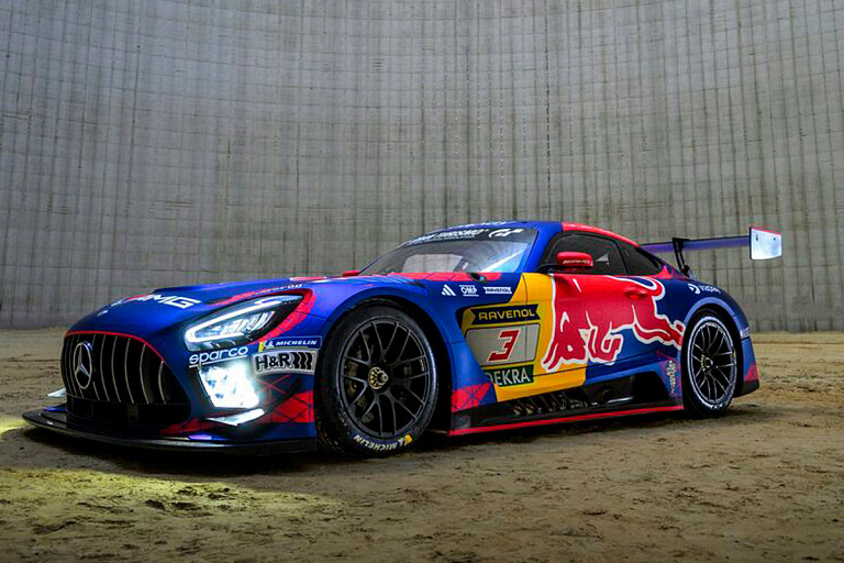 Больше никаких гибридов: Ферстаппен поедет за "Мерседес" на "Нюрбургринге"