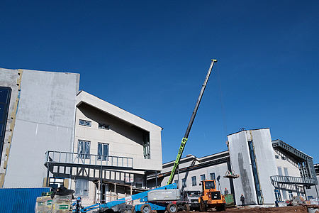 Минскую суперсовременную "инфекционку" готовят к открытию – что там сейчас