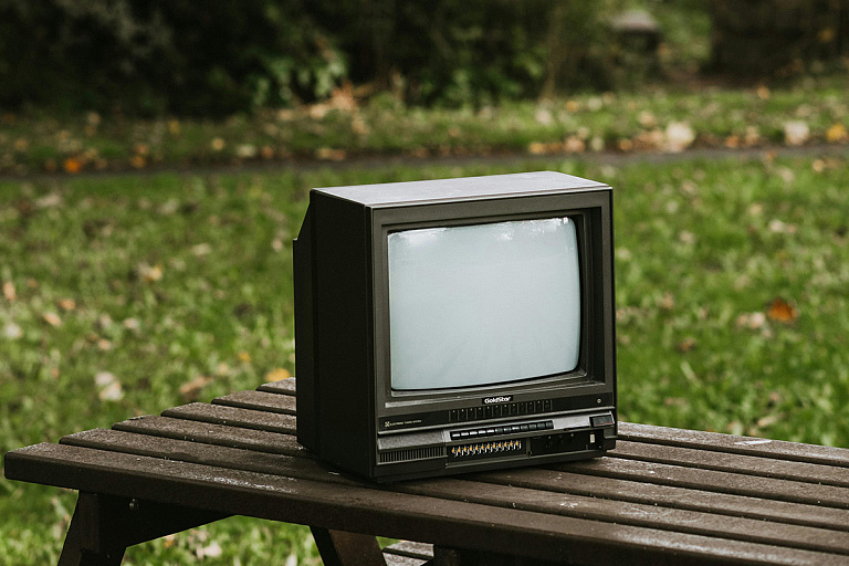 YouTube по-бумерски: в сети показали утилиту для ретротелевизора